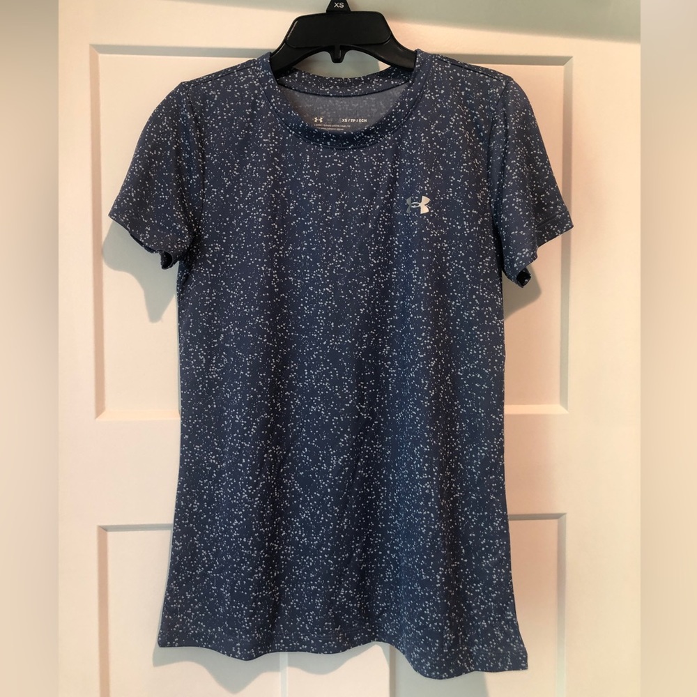 Under Armour XS womens shirt